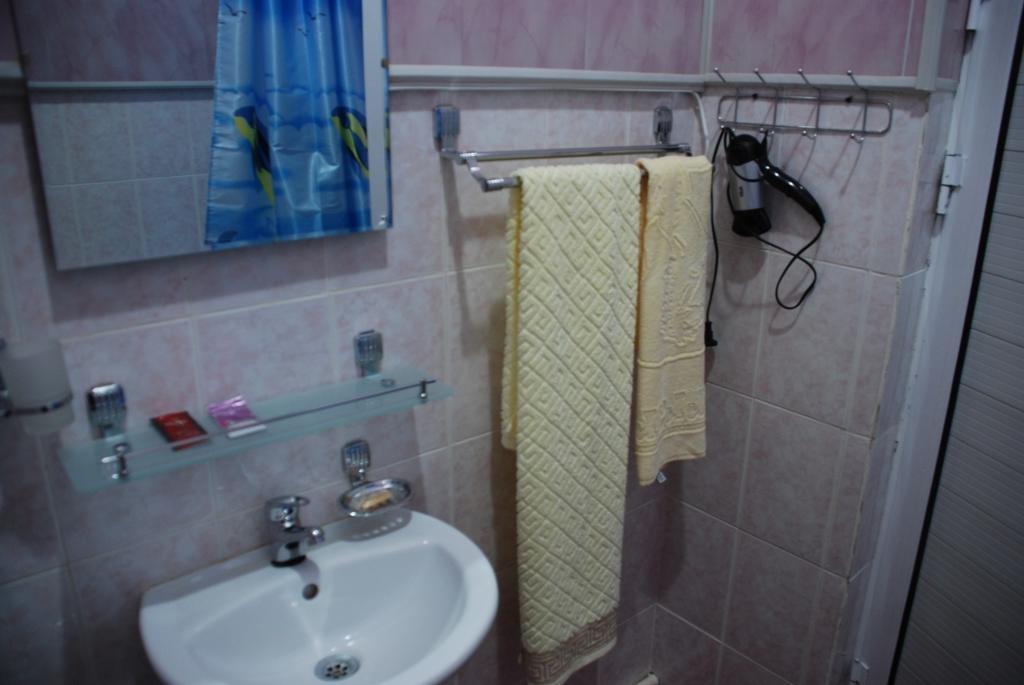Ratmina Hotel Нукус Экстерьер фото